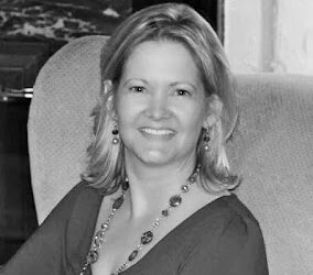 Why Cathy MacRae Loves Medieval Romance